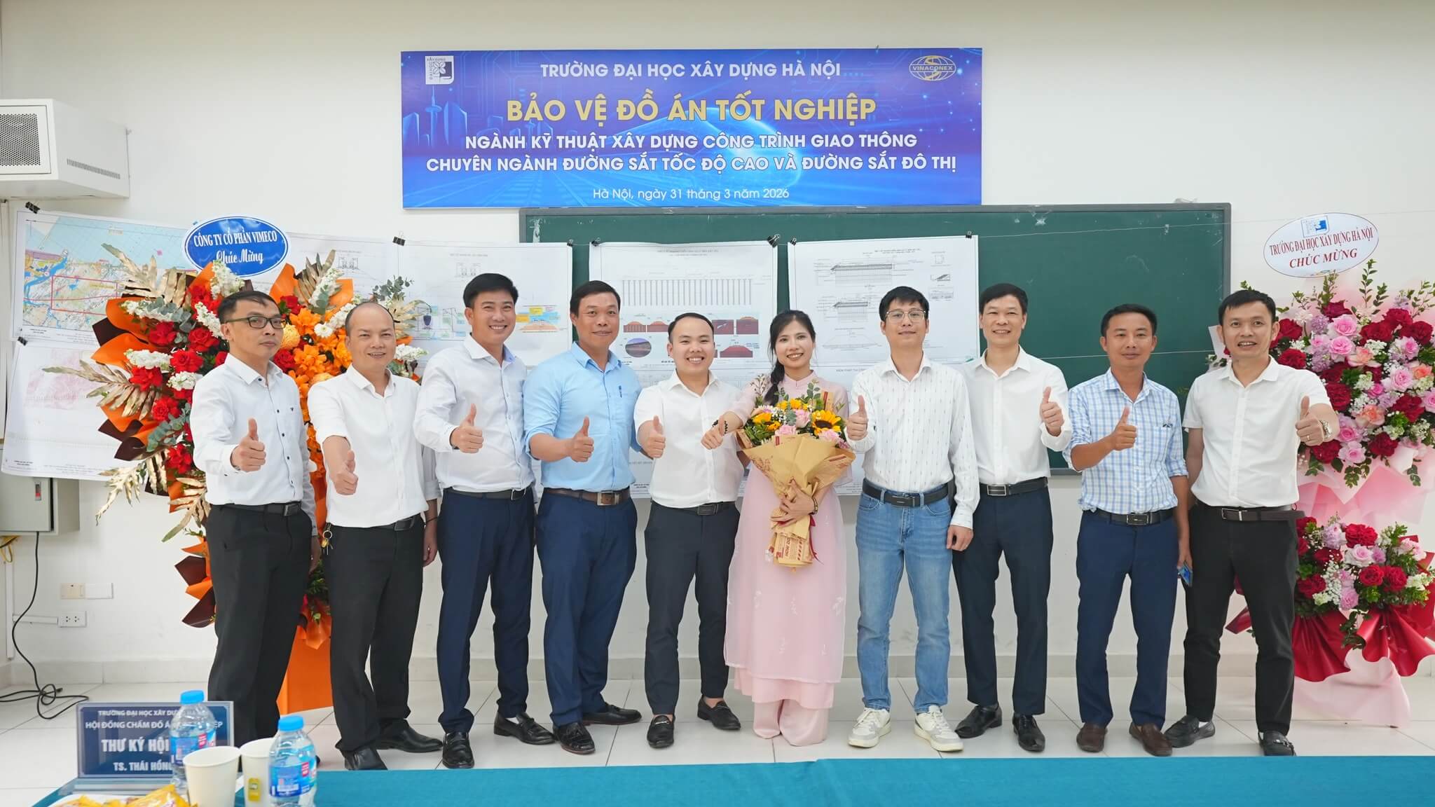 Hình ảnh buổi bảo vệ đồ án